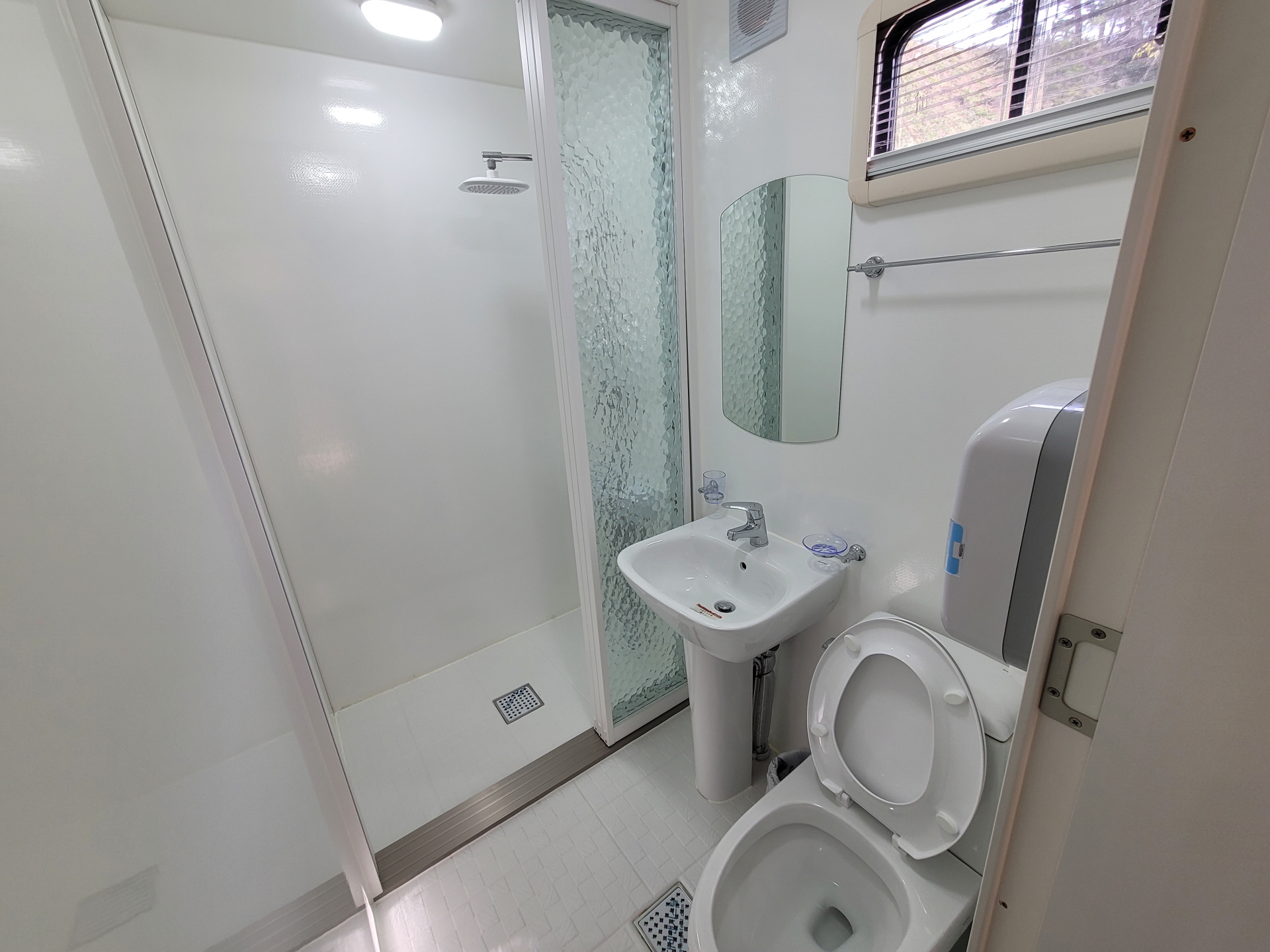 카라반(4인)_화장실